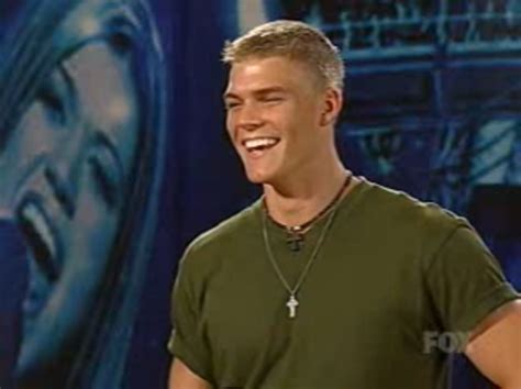 Reacher’s Alan Ritchson was an American Idol dropout. Ritchson’s unfortunate time on American Idol Season 3 is credited with leading to his subsequent success, as the star revealed in an interview with The Wall Street Journal. According to Ritchson, this setback played a crucial role in shaping his future career.